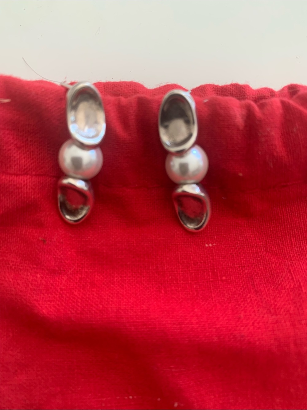 UNO de 50 Silver Pearl Drop Earrings